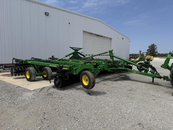 John Deere 2660VT