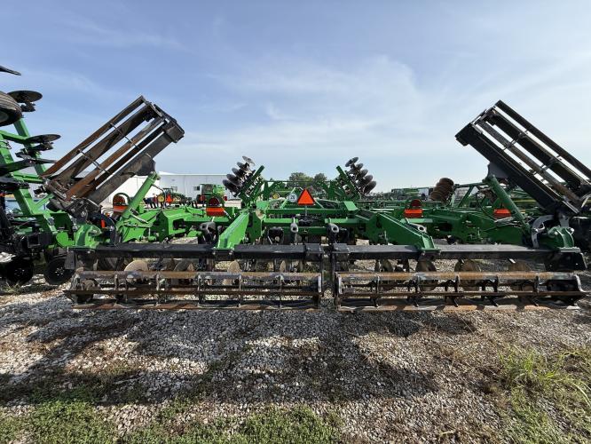 John Deere 2730