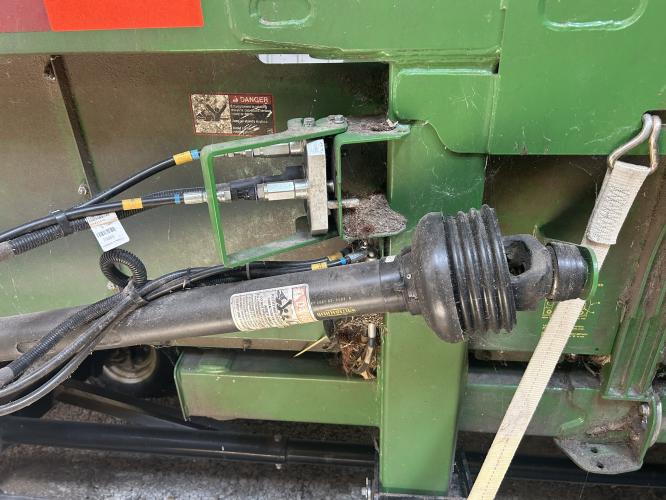 John Deere 708C