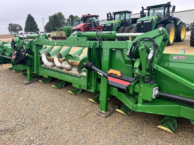 John Deere C12F