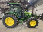 John Deere 5120M