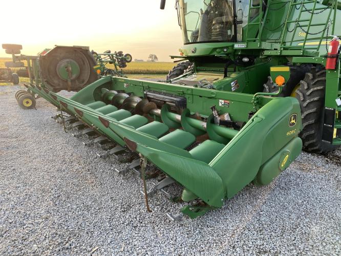 John Deere 608C