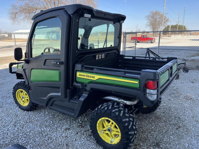 John Deere XUV835M HVAC Cab