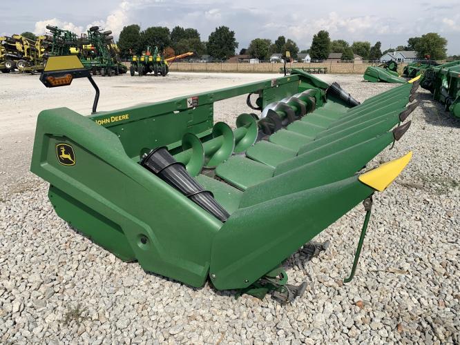 John Deere C8R