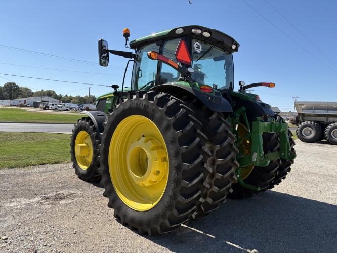 John Deere 6R 175