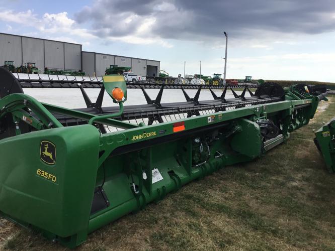 John Deere 635FD