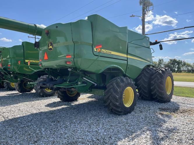John Deere S680