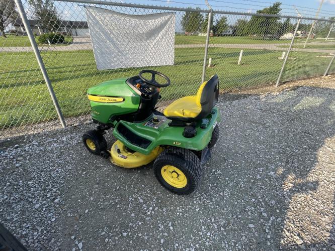 John Deere X304