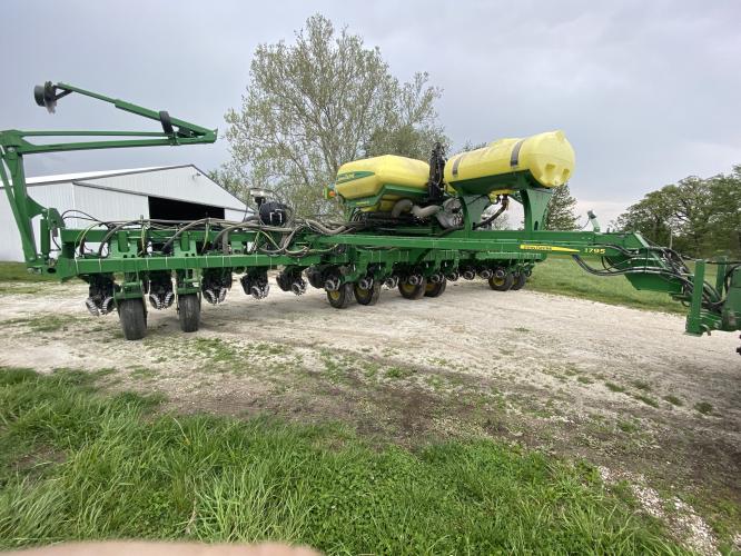 John Deere 1795