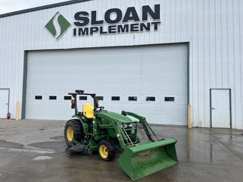 2015 John Deere 2032R