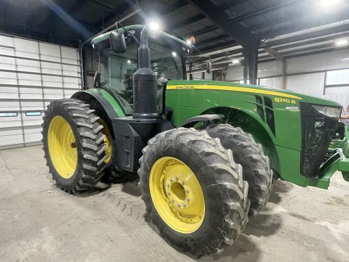 2015 John Deere 8370R