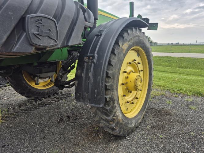 John Deere 4920