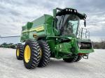 John Deere S7 700