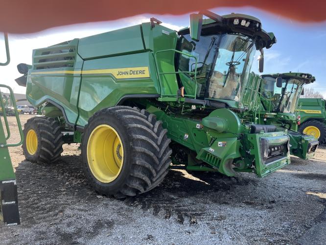 John Deere X9 1100