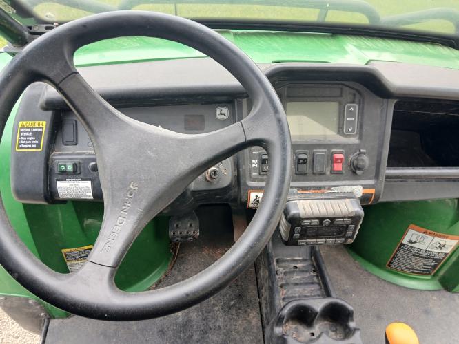 John Deere XUV 825I GREEN