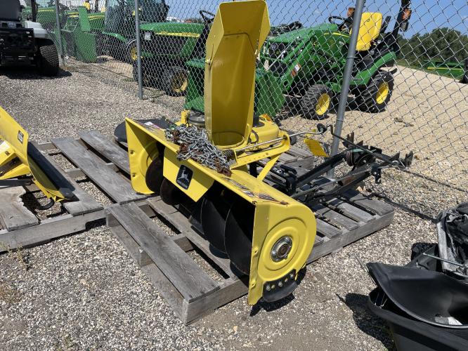 John Deere 38" snowthrower