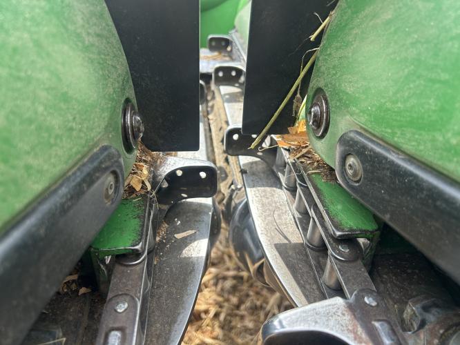 John Deere 608C