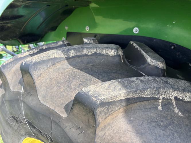 John Deere 5115M
