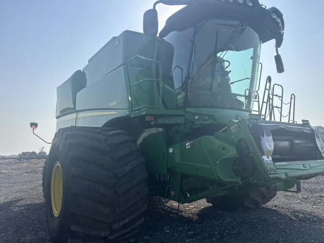 John Deere S680