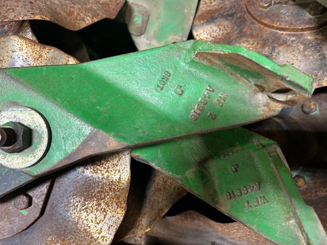 John Deere BA30078 NO-TIL COULTER