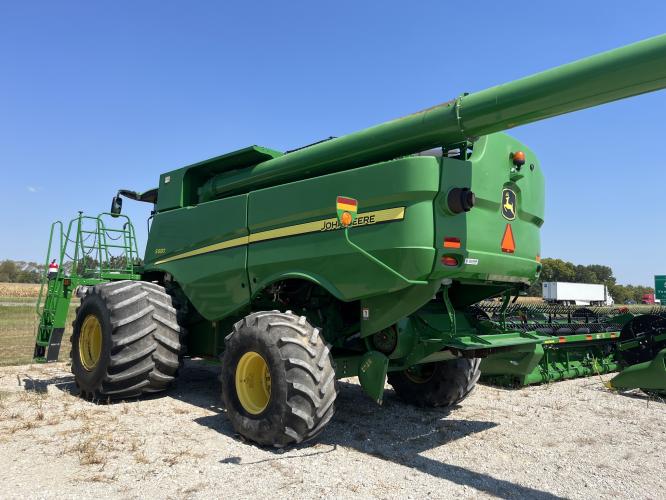 John Deere S680