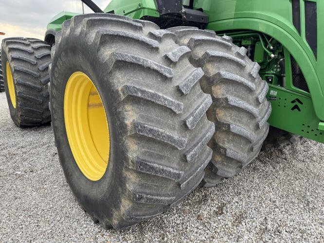 John Deere 9520R