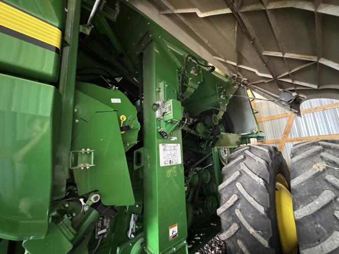 John Deere S780