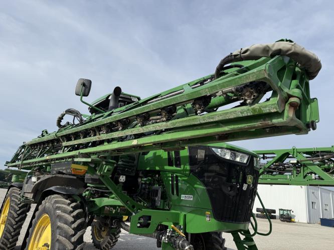 John Deere 412R
