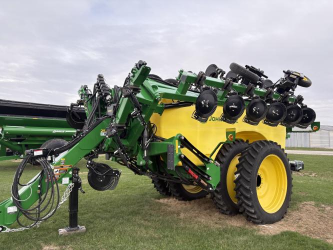 John Deere 2530L