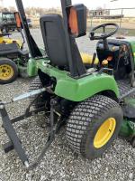 John Deere 2210