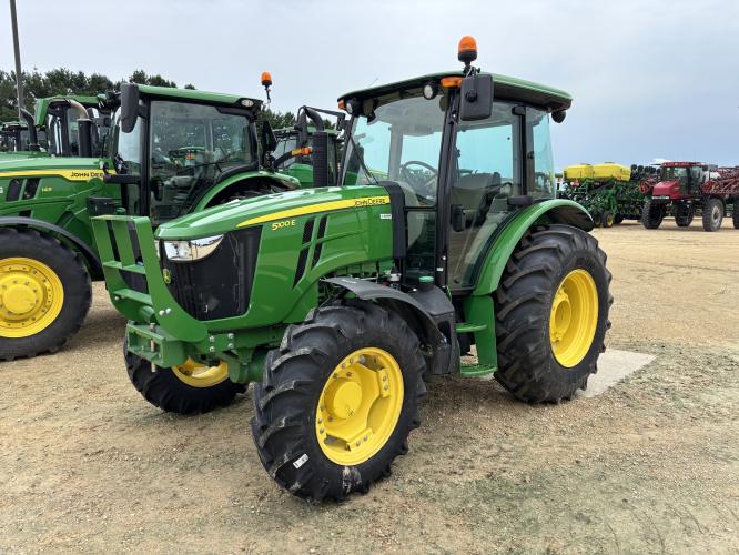 John Deere 5100E