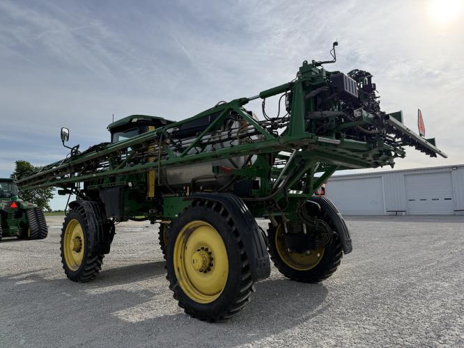 John Deere 412R