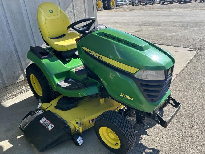John Deere X580