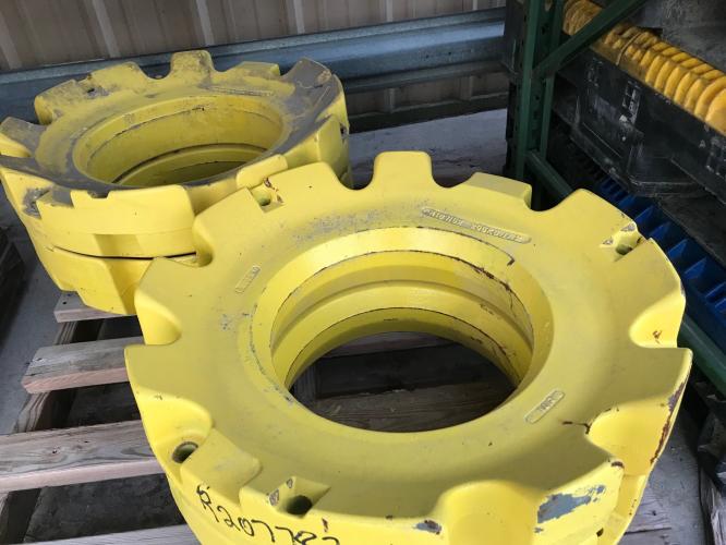John Deere R207782  450LB WHEEL WEIGHT