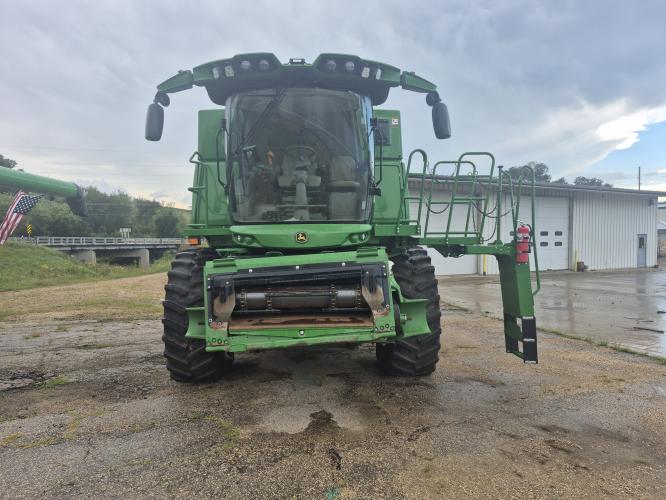 John Deere S790