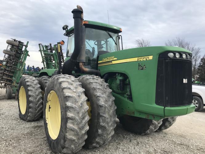 John Deere 9220