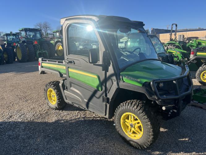 John Deere XUV835M