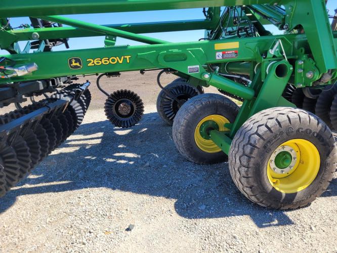 John Deere 2660VT