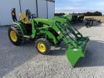 John Deere 3033R