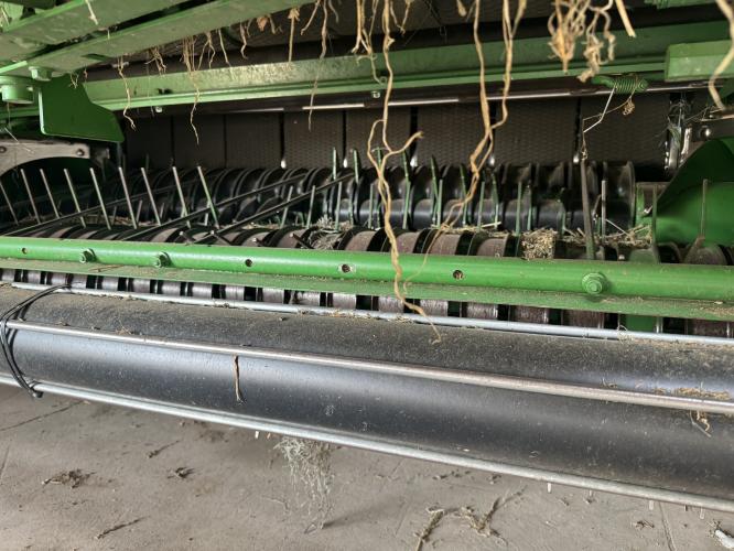 John Deere 560M