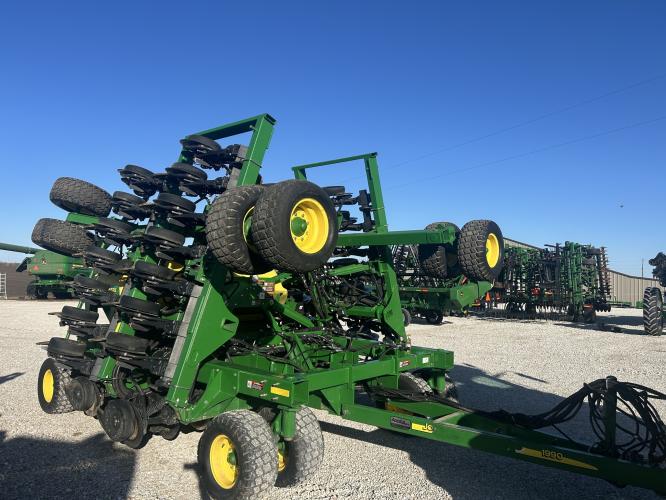John Deere 1990
