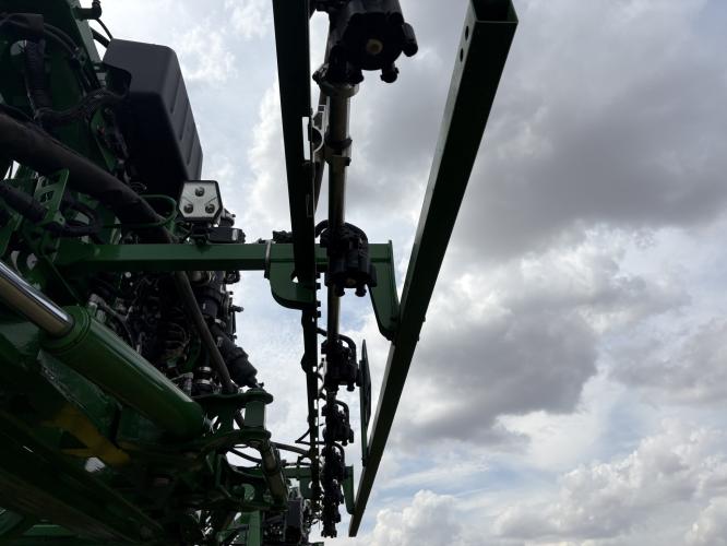 John Deere 412R