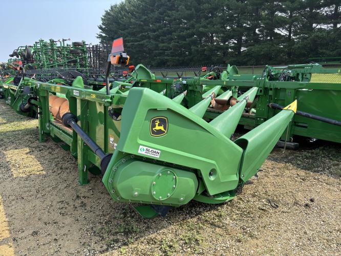 John Deere C8R