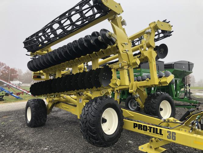 Degelman PRO TILL 36