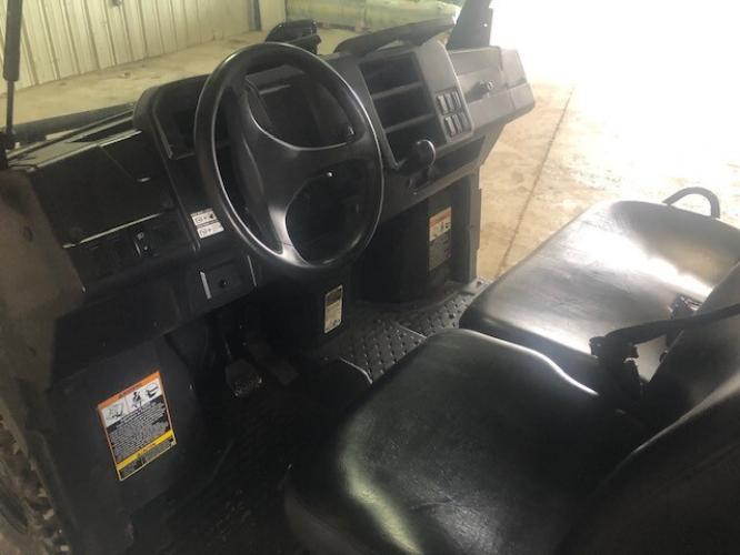 John Deere 865M