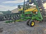 John Deere 1990