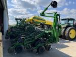 John Deere 1790