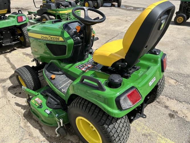 John Deere X730