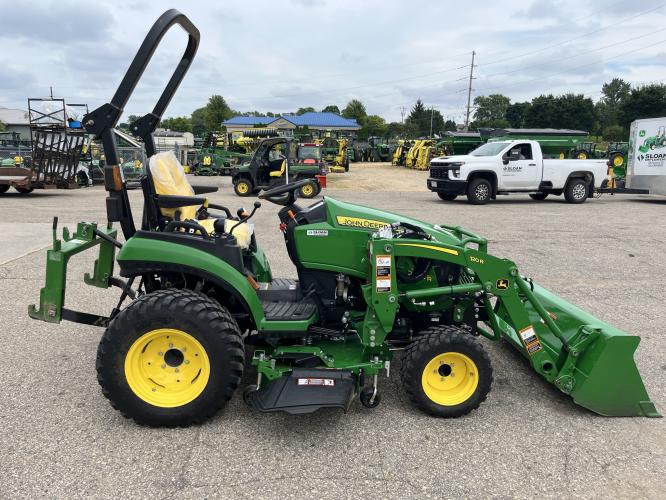 John Deere 2025R