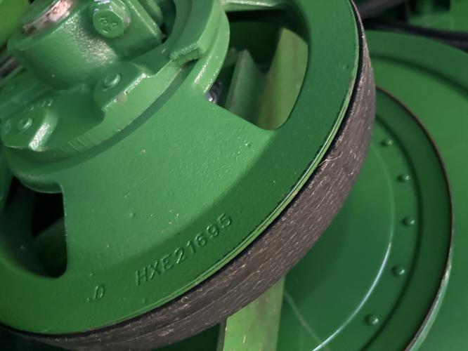John Deere S790